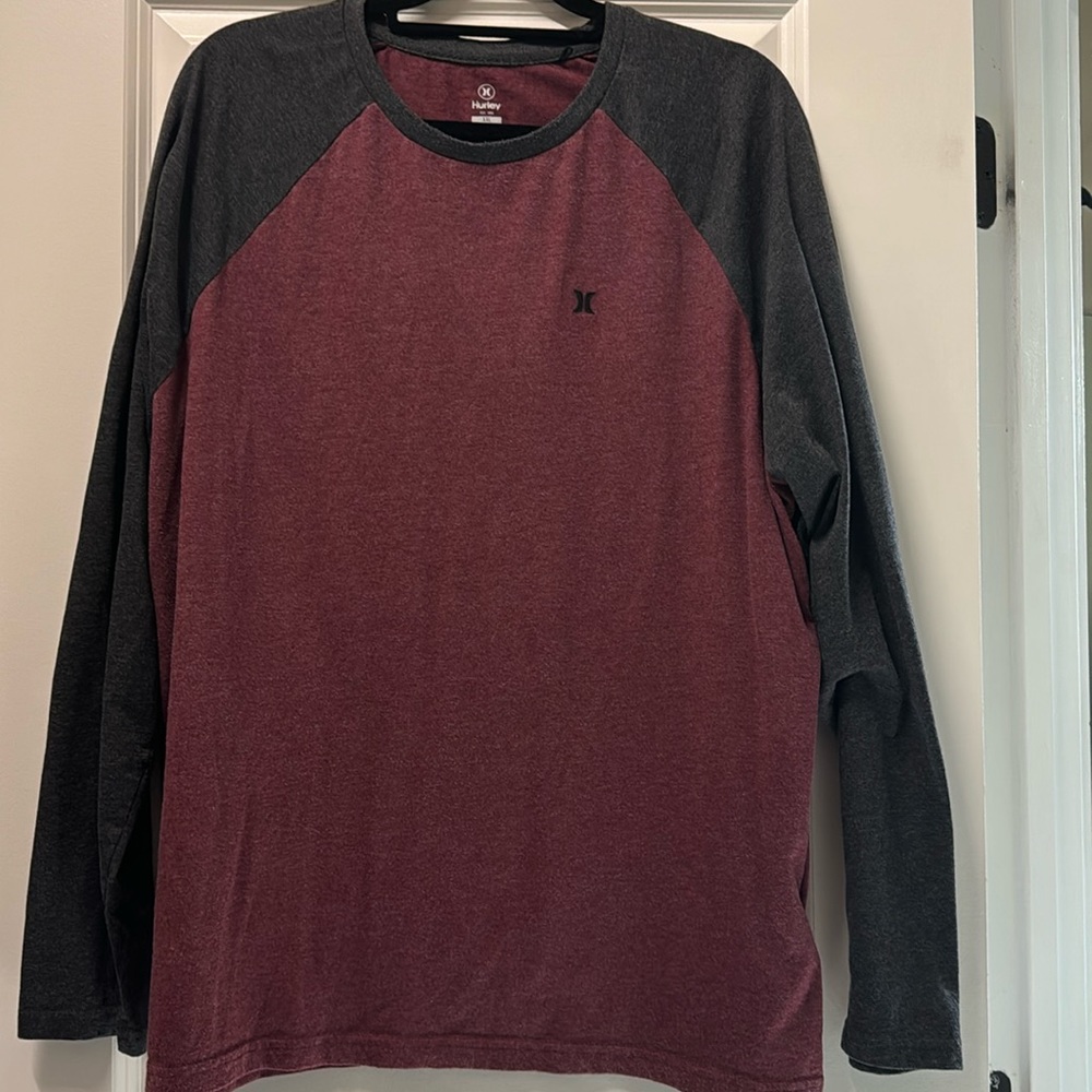 Men’s long sleeve shirt